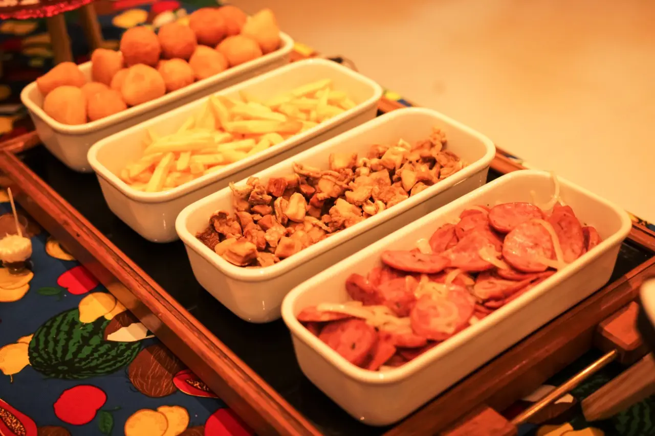 Comida de boteco da Juni Eventos