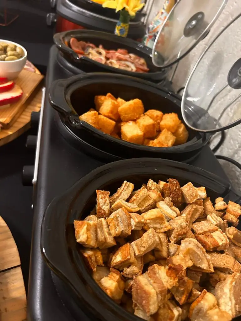 Comida de boteco da Juni Eventos