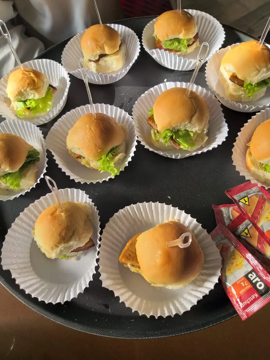 Cardápio infantil da Juni Eventos